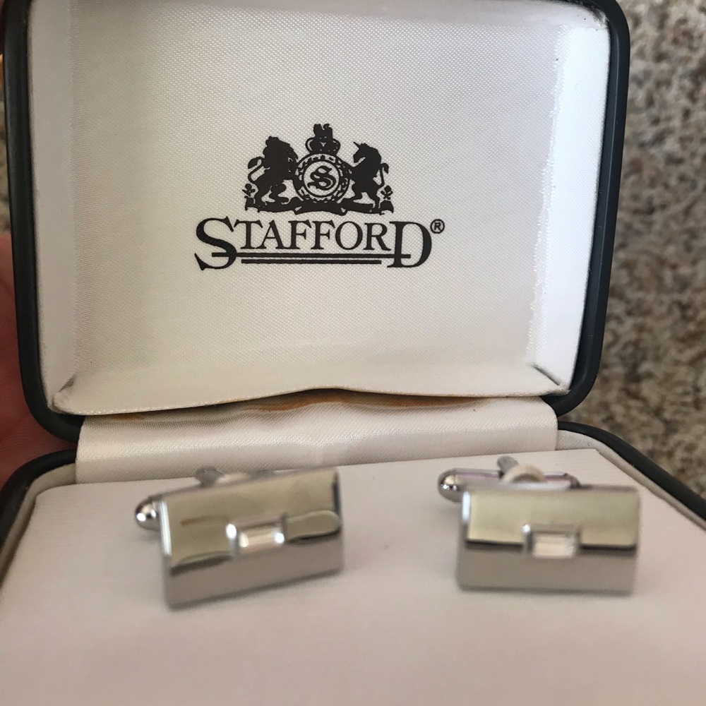 Cuff links - Picture 2 of 3